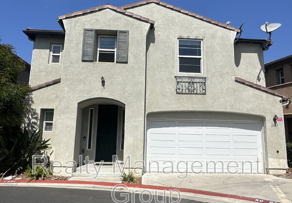 2303 WISTERIA WAY