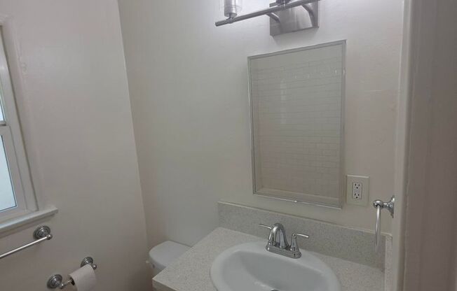 1 bed, 1 bath, $1,550, Unit 7