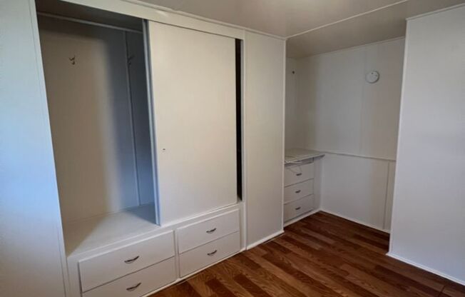 1 bed, 1 bath, $1,290