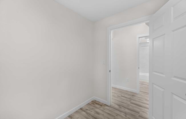 Studio, 1 bath, 404 sqft, $1,700