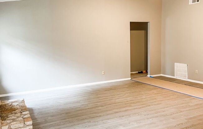 Pet Friendly 3/2 on Shady Fenced Lot w/ Fireplace