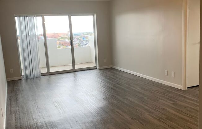 2 beds, 2 baths, 853 sqft, $1,600, Unit 615