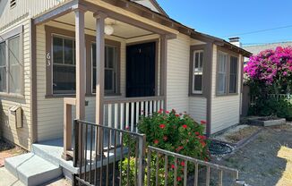 2 beds, 1 bath, 1,000 sqft, $2,695