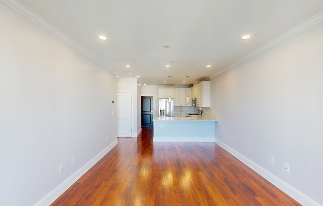 87 MEDFORD ST