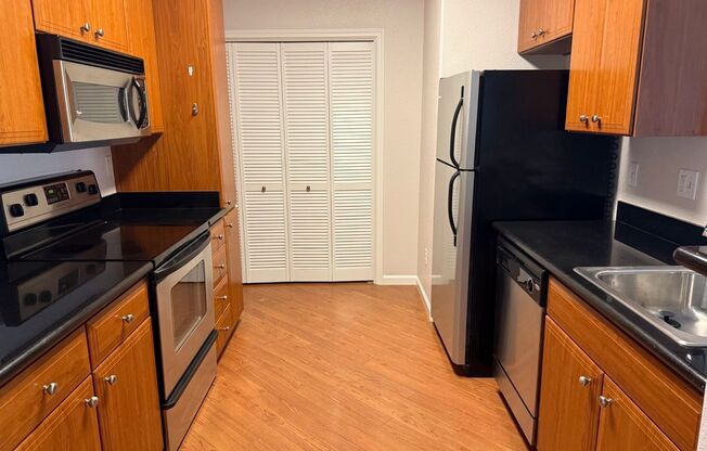 Beautiful 2 Bedroom 2 Bath Condo in the Desirable Villa Cortina Community!