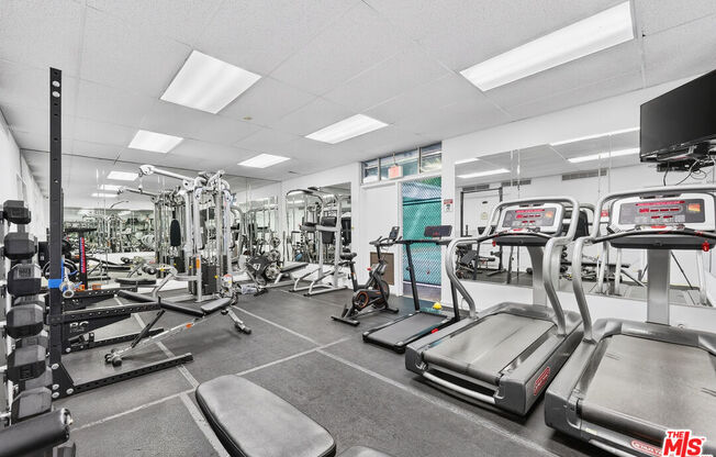 2 beds, 2 baths, 1,352 sqft, $4,895, Unit 1514