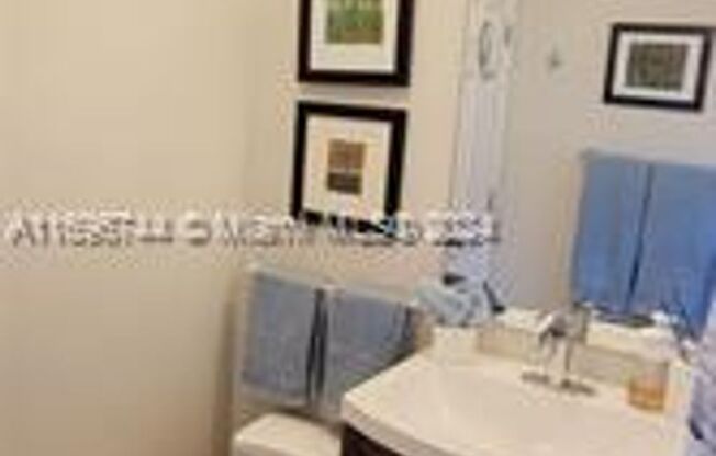 2 beds, 2 baths, $3,450, Unit UNIT 1378