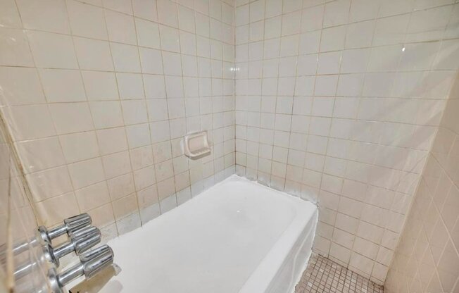 Studio, 1 bath, 2,080 sqft, $2,550, Unit 1