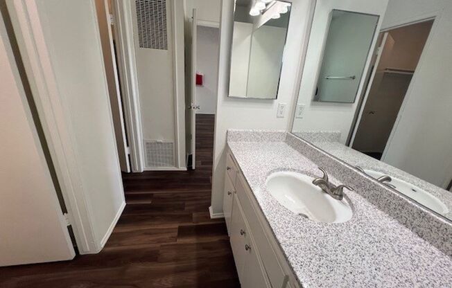 1 bed, 1 bath, 716 sqft, $2,150, Unit P013