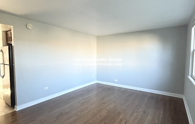 7628 N Milwaukee Ave