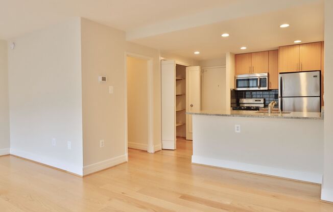 Studio, 1 bath, 460 sqft, $2,605, Unit 0809