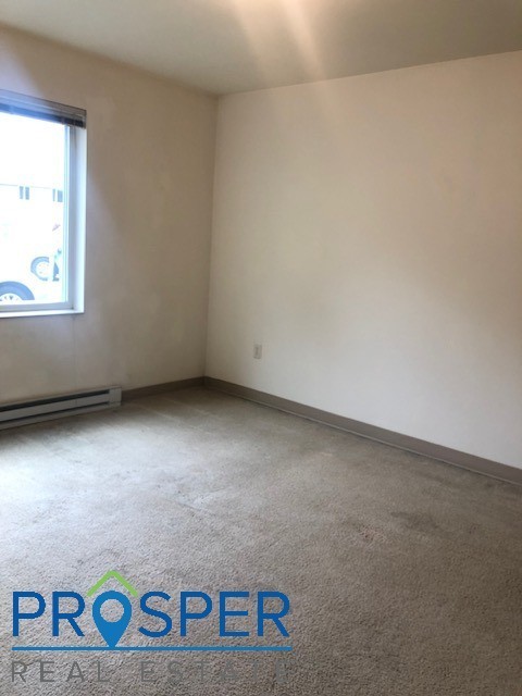 3 beds, 2 baths, 1,200 sqft, $1,375, Unit TE218X-107