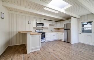 2206 ALT RADNOR
