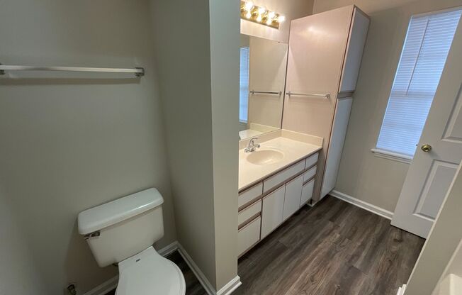 1 bed, 1 bath, 765 sqft, $1,075, Unit 2750-2