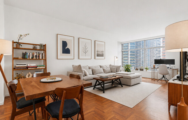 250 E 54 ST