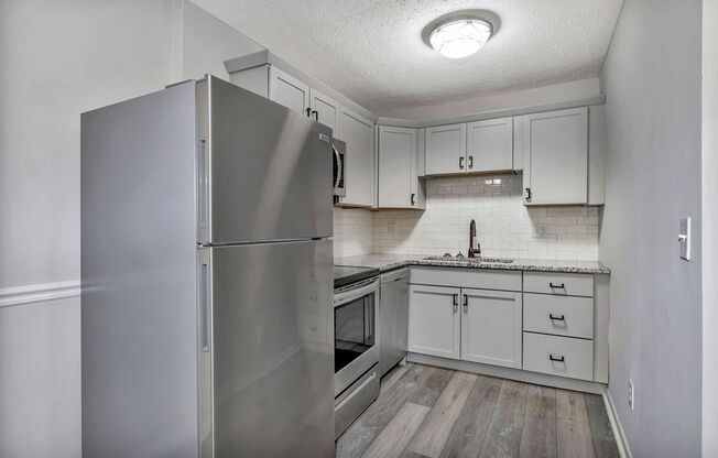 1 bed, 1 bath, 600 sqft, $999, Unit 723-11