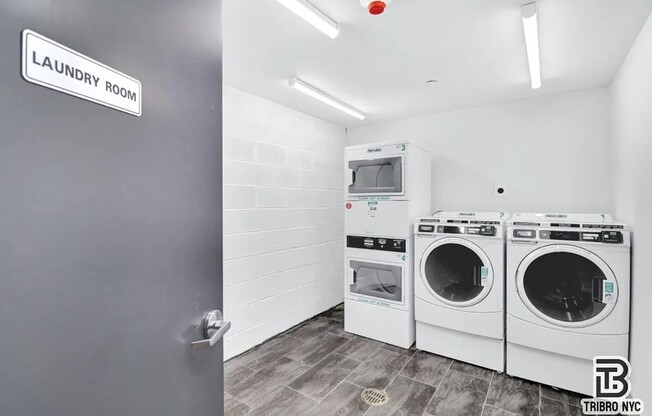 Studio, 1 bath, $2,450, Unit 6B