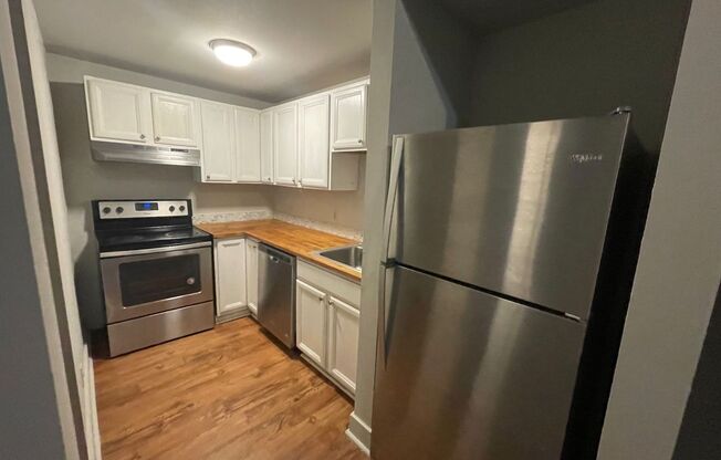 1 bed, 1 bath, $1,020, Unit Unit 105