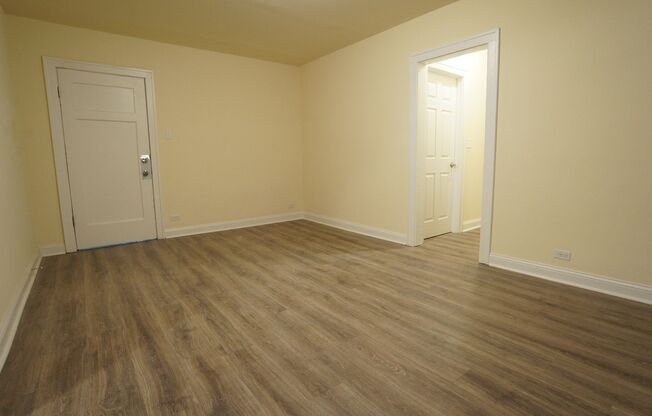 1 bed, 1 bath, 697 sqft, $1,995, Unit 404