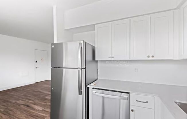 1 bed, 1 bath, 600 sqft, $1,550