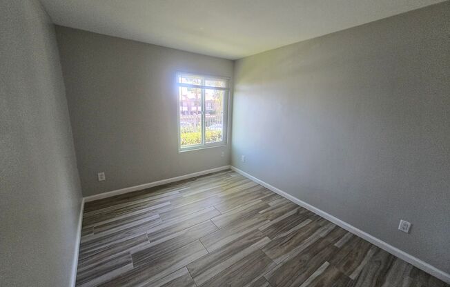 4 beds, 2 baths, $3,500, Unit Unit 113