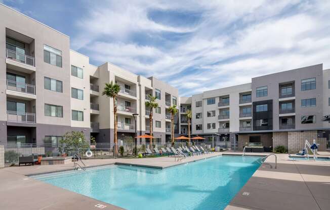 our apartments have a large pool and amenities at the flats at west end apartments