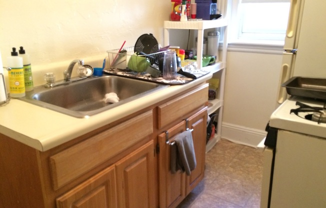 1 bed, 1 bath, 577 sqft, $2,400, Unit 03-037
