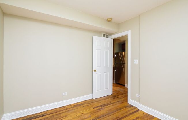 2 beds, 2 baths, $1,900, Unit 1638-2N