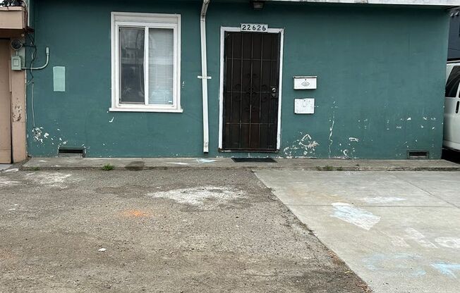 One Bedroom Near Downtown Hayward