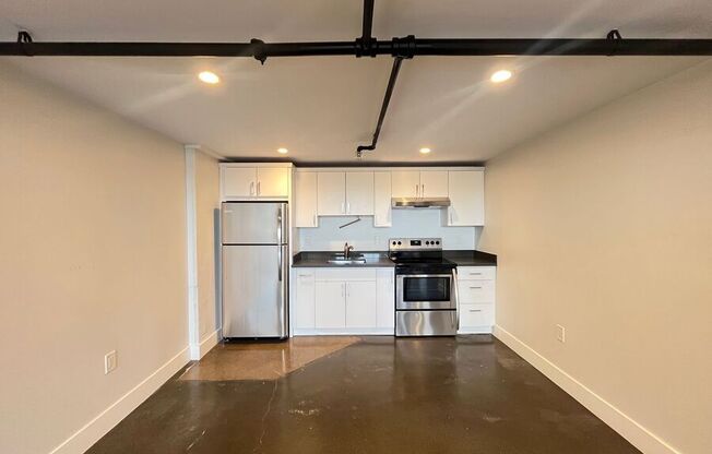 5701 INTERNATIONAL BLVD