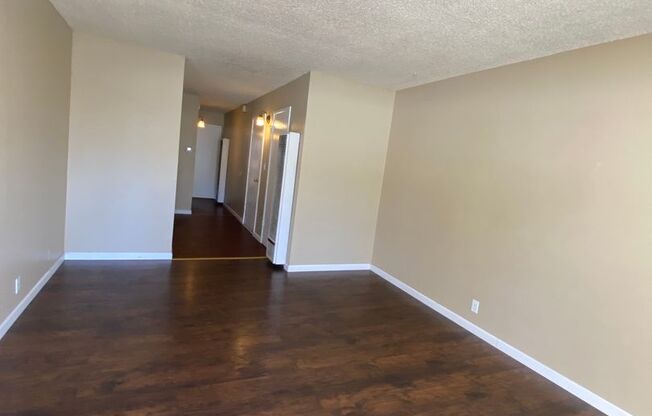 2 beds, 1 bath, $1,750, Unit AG53