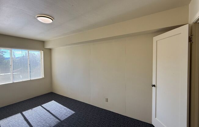 1 bed, 1 bath, 548 sqft, $1,339, Unit 404 1040