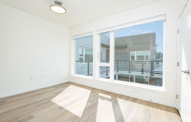 1 bed, 1 bath, 560 sqft, $2,395, Unit 501