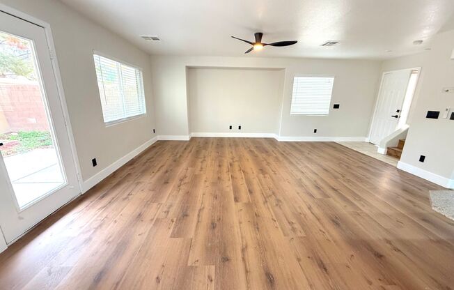 VERY NICE 3bed/2.5ba house in Rhodes Ranch!