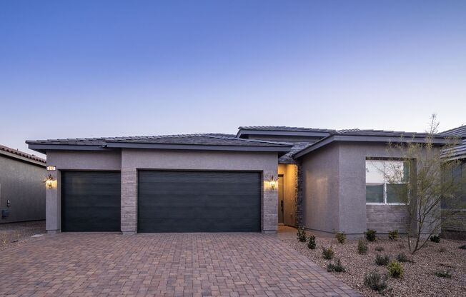 Experience Modern Luxury at 117 Brixton Ave!