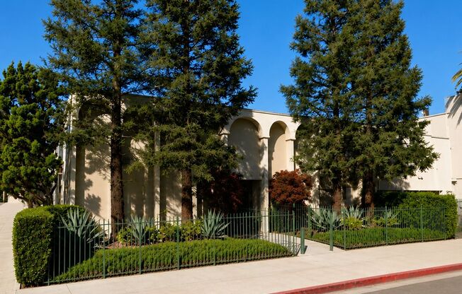 Cedros Gardens - Villa Portofino Apts, LP