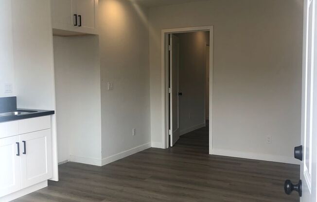 5403-5411 Hubbard
