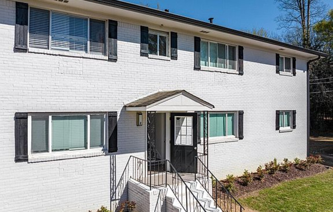615 3 AVE