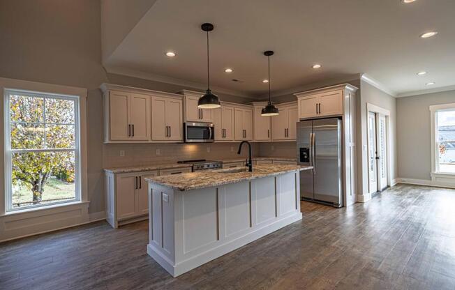 10939 APISONIAN LN