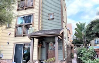 1245 Hornblend Street