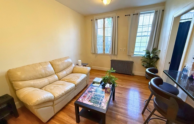 97 W CEDAR ST