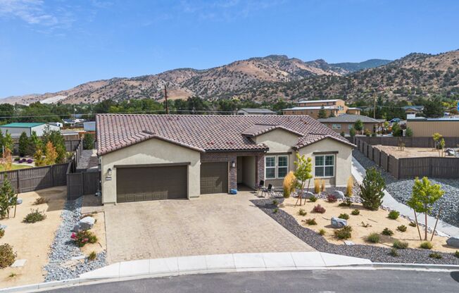 4 bed 2.5 bath South Reno home