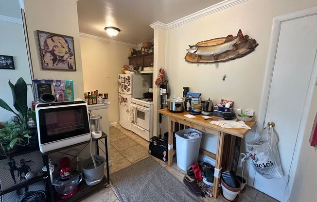 1620 Marshall