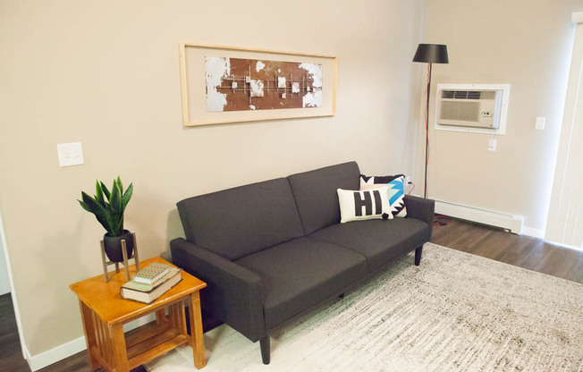 2 beds, 2 baths, 1,044 sqft, $1,360, Unit 207