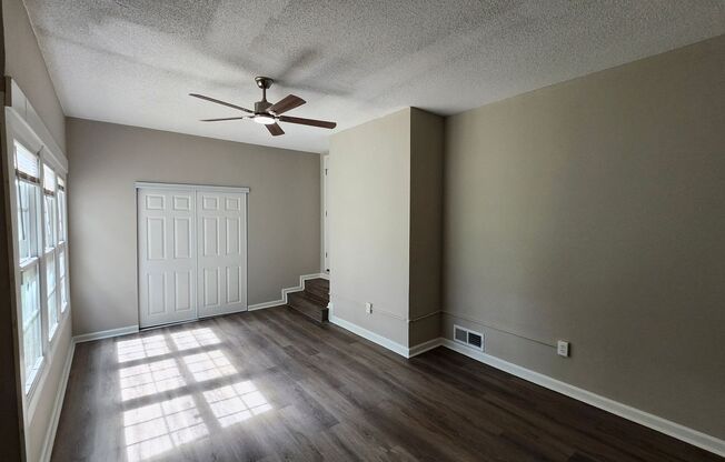 Spacious 4BR Home with Fireplace in Ellenwood