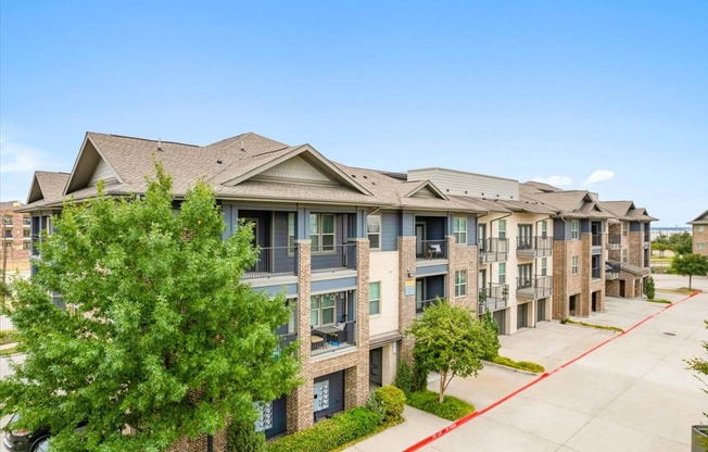 the preserve at ballantyne commons apartment balconies