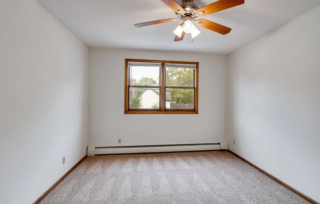 Welcome to Central Lakes of Uptown, where spacious living meets comfort. This bright, airy unit boasts large windows and modern amenities, perfect for a relaxing lifestyle. Explore your new home today and schedule a visit!
