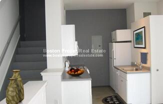160 East Berkeley St. #519