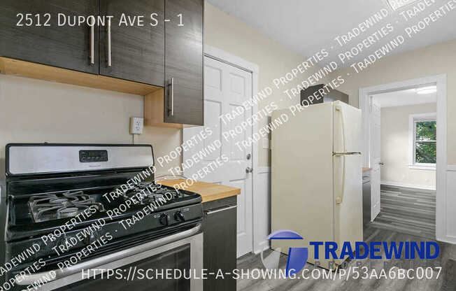 2512 DUPONT AVE S