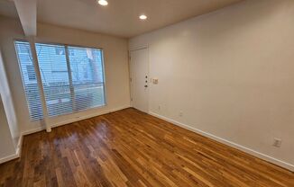 2 beds, 2.5 baths, $3,400, Unit # 7